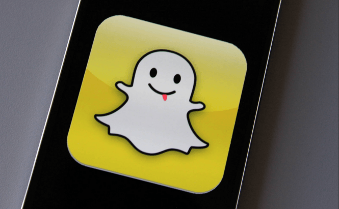 Amazon to Start Using Snapchat for Exclusive Black Friday Deals
