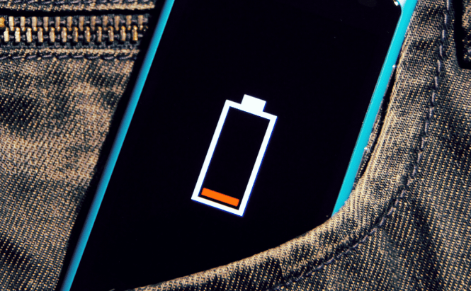 Scientists Create Phone Battery That Recharges in 1 Minute