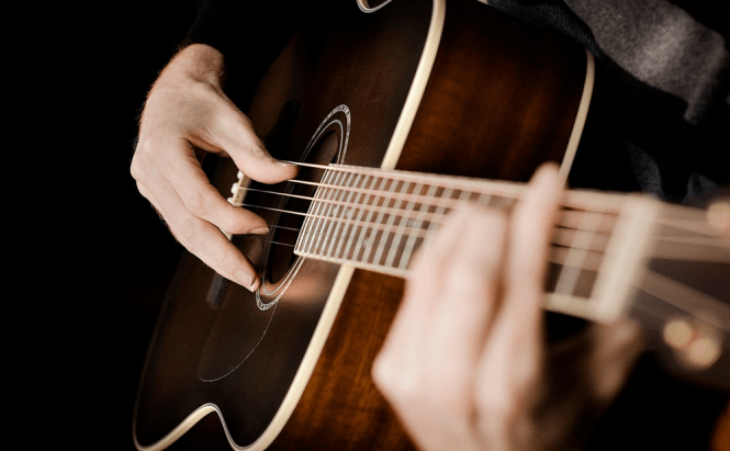 Learn how to play guitar without a tutor