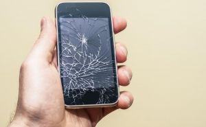 You can now fix your cracked iPhone for only $29