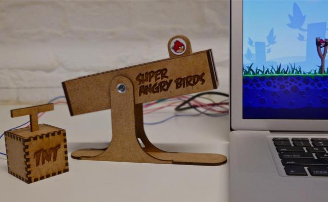 Physical Slingshot Controller for Angry Birds